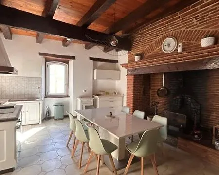 B&B Dans De Caractere Canals
